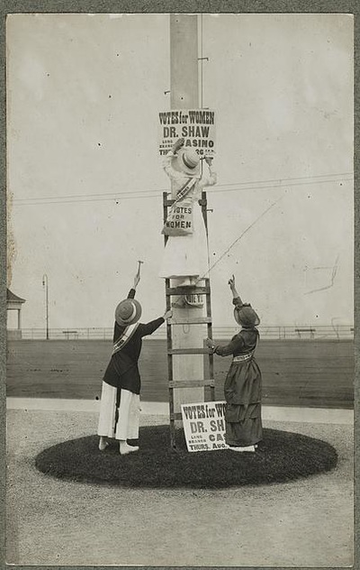 Suffrage meetin Long Branch 1915
